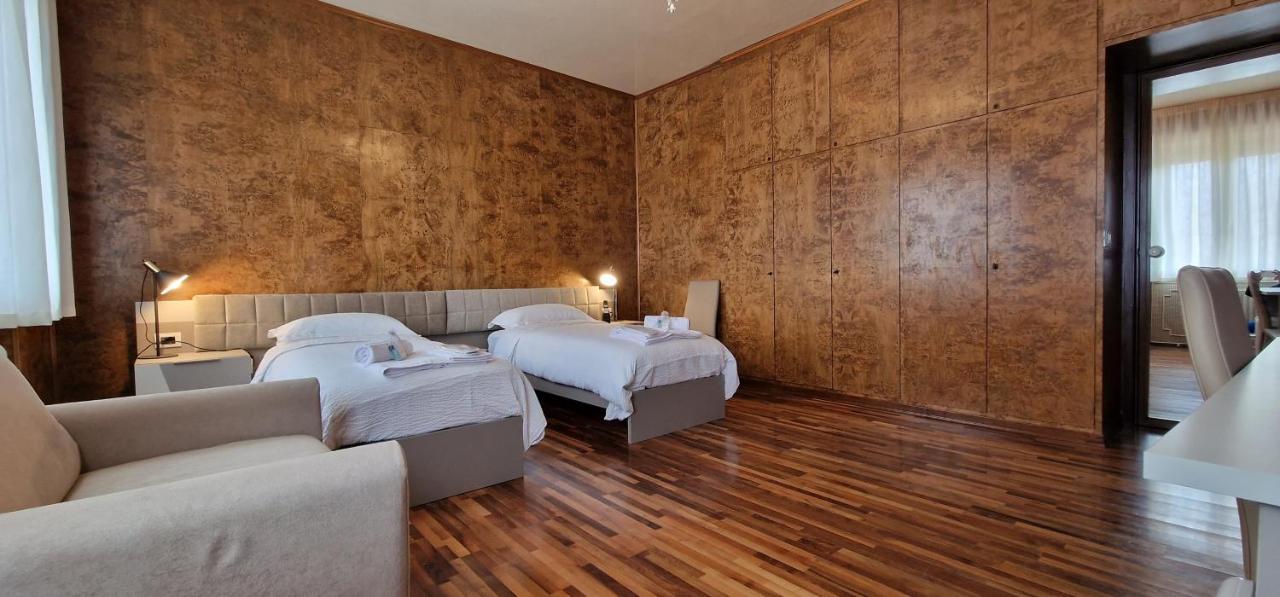 Forumguesthouse Verdi Centro Storico Parma Eksteriør bilde