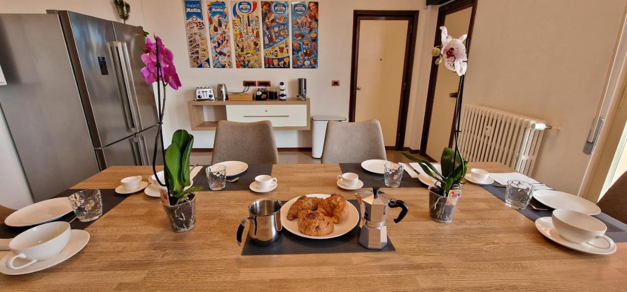 Forumguesthouse Verdi Centro Storico Parma Eksteriør bilde